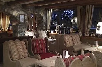 Hotel Les Campanules By Les Etincelles 4*