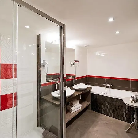 Hotel Les Campanules By Les Etincelles