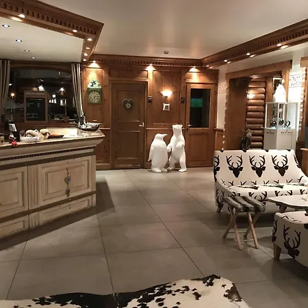Hotel Les Campanules By Les Etincelles 4*